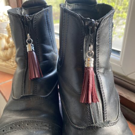 Boot charm / tassel italian leather with silver topper
