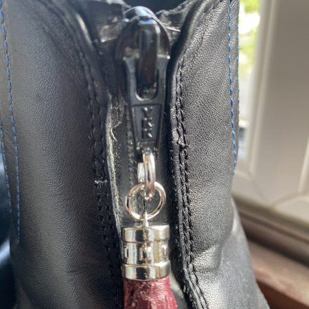Boot charm / tassel italian leather with silver topper