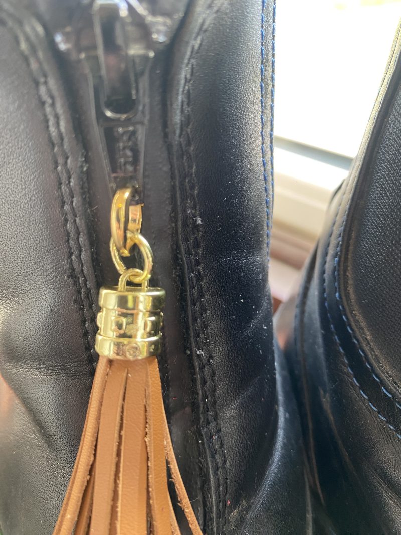 Boot charm/tassel brown italian leather with gold topper