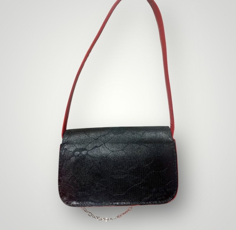 Skull Lace PU Leather Shoulder Bag with Studs and Removable Chain