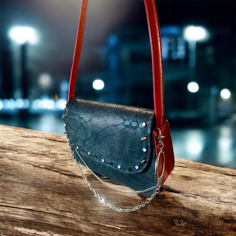 Skull Lace PU Leather Shoulder Bag with Studs and Removable Chain