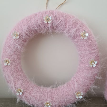 Yarn wrapped wreath & matching vase