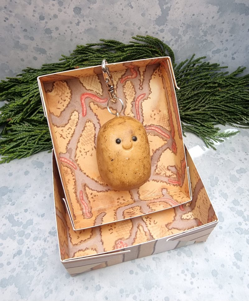 Potato keyring character gardener gift
