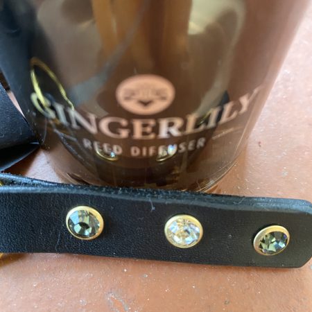 Green and white crystal and leather keyring