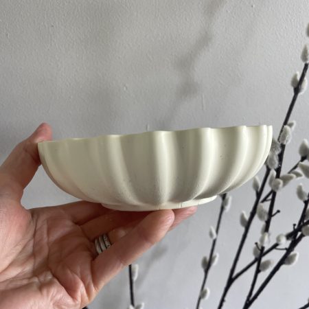 Eco resin fluted ruffle edge bowl handcrafted