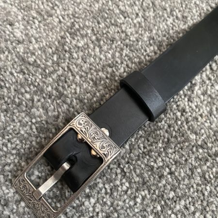 Black belt Italian leather with Laramie silver western buckle