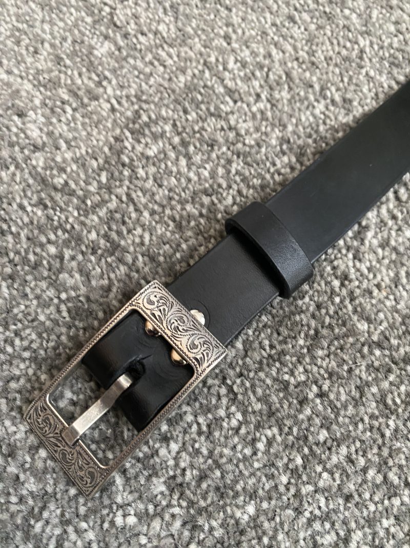 Black belt Italian leather with Laramie silver western buckle