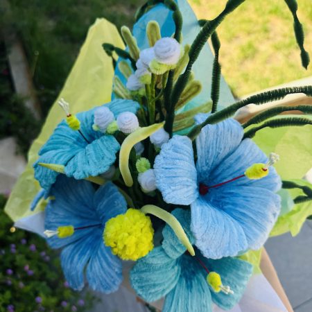 The breeze - handmade floral arrangement