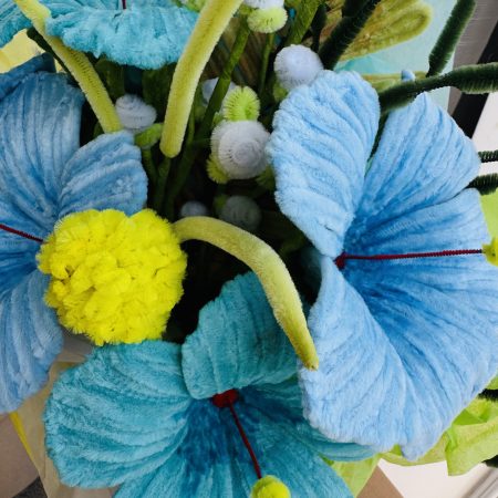 The breeze - handmade floral arrangement
