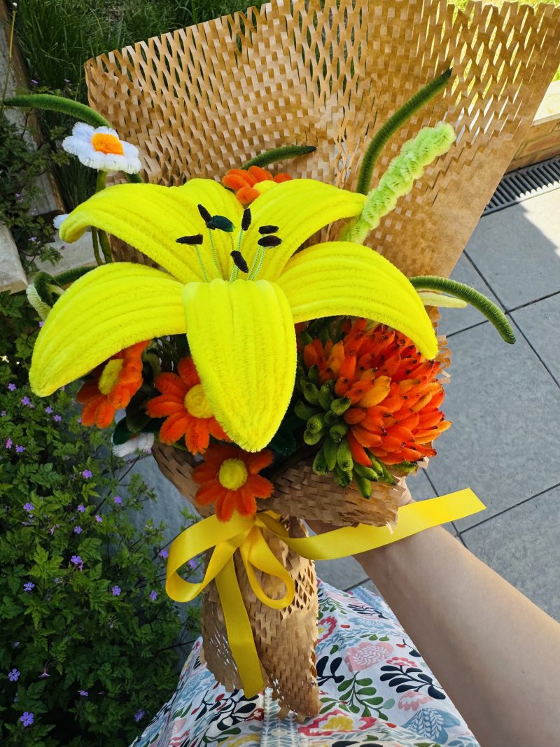 I rise - handmade flower bouquet