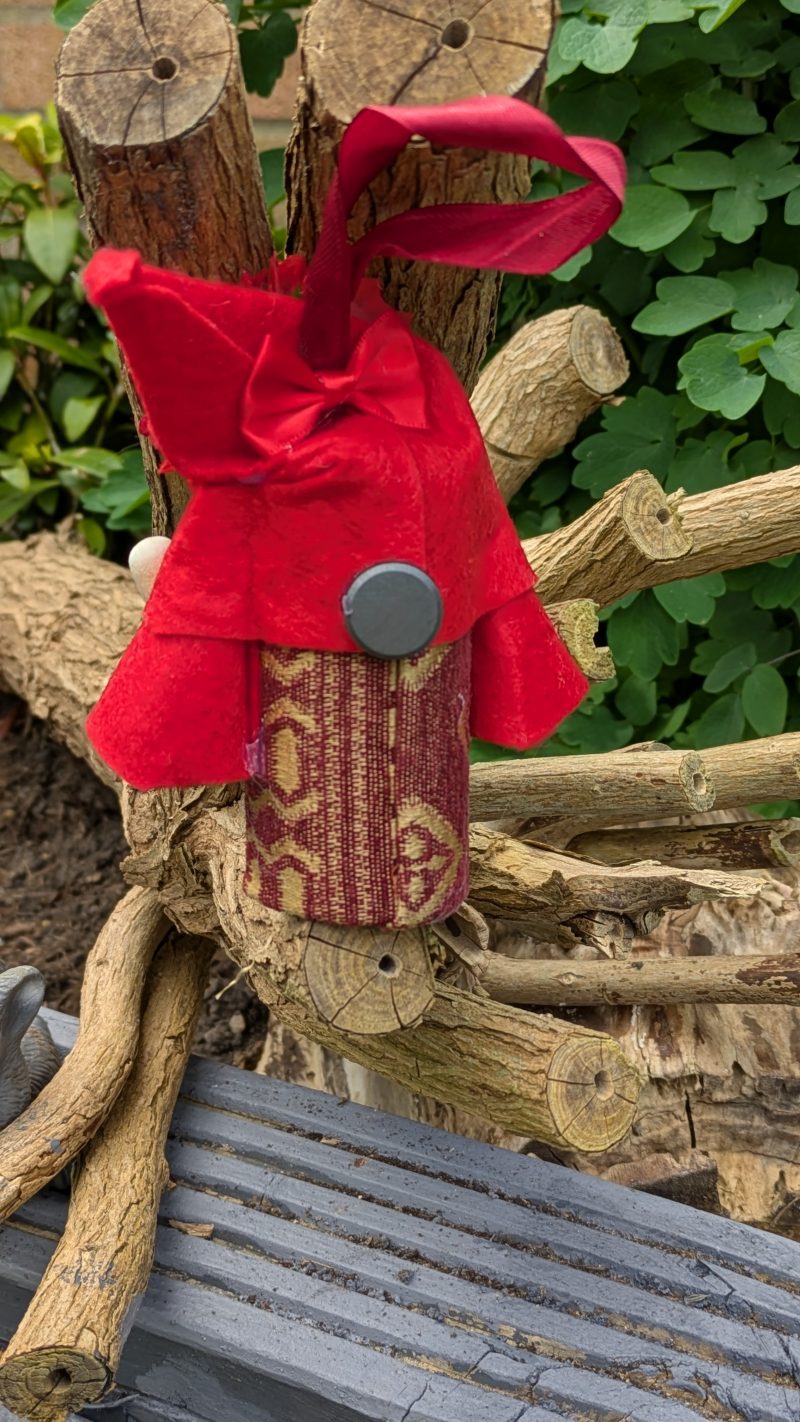 Baseball player Mini Gonk