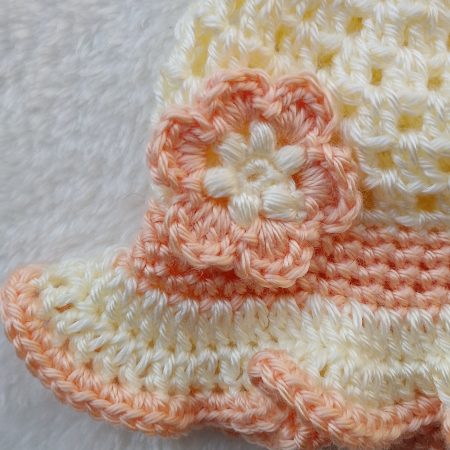 Crochet Summer Hat for Baby and Toddler Girls - Cream and Peach Colours - With Flower Decoration and Ruffle Brim