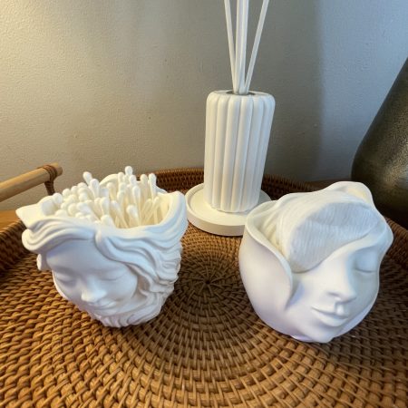 Eco-resin small pots for plants or home decor