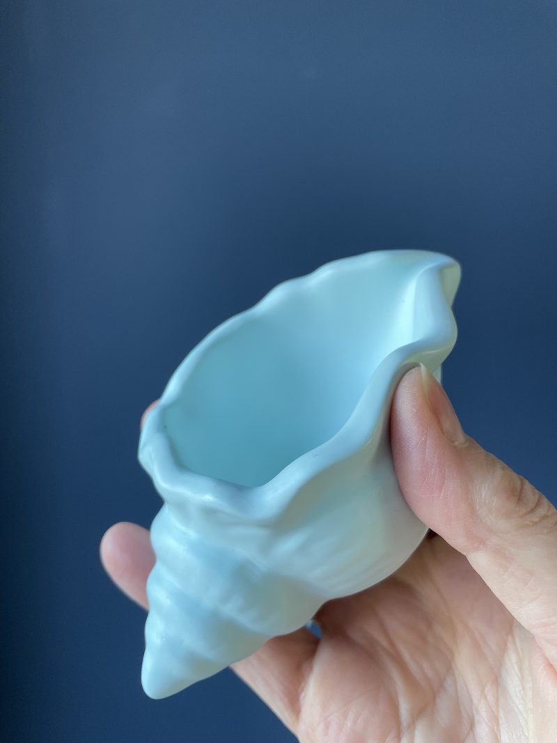 White eco resin conch shell and starfish decorative bowl set handmade