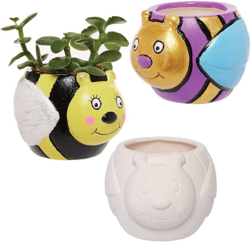 Ceramic painting – Bumble bee flower pot