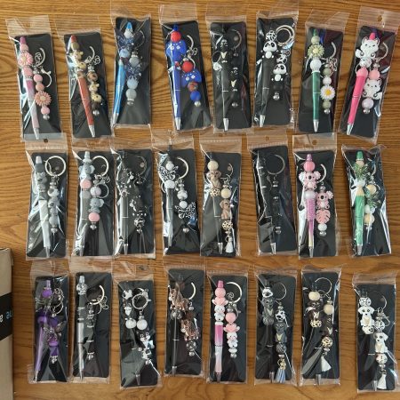 Handmade pen & keychain set