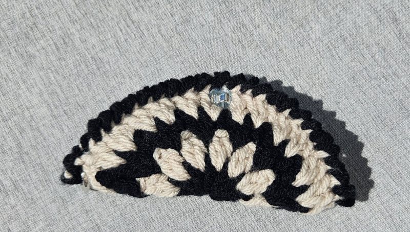 Crochet sunglasses pouch
