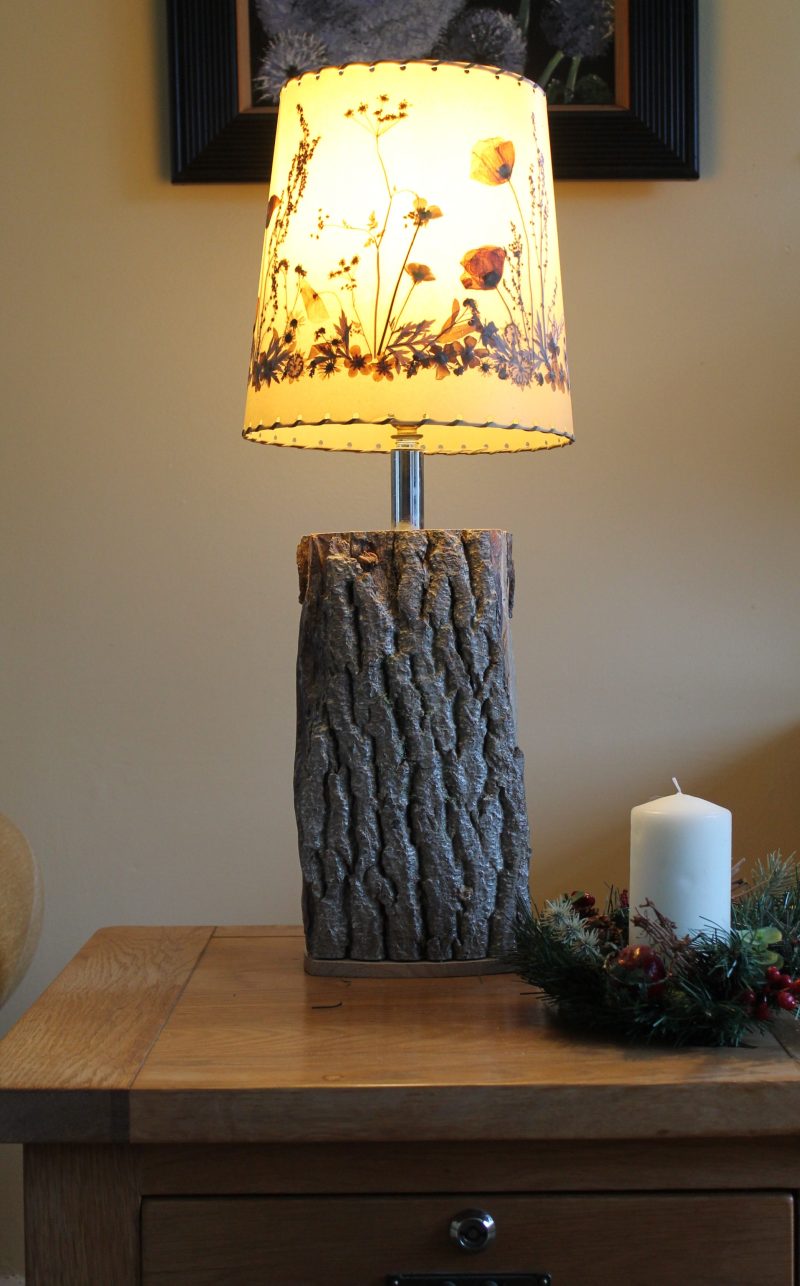 “Live edge” wood block table lamp