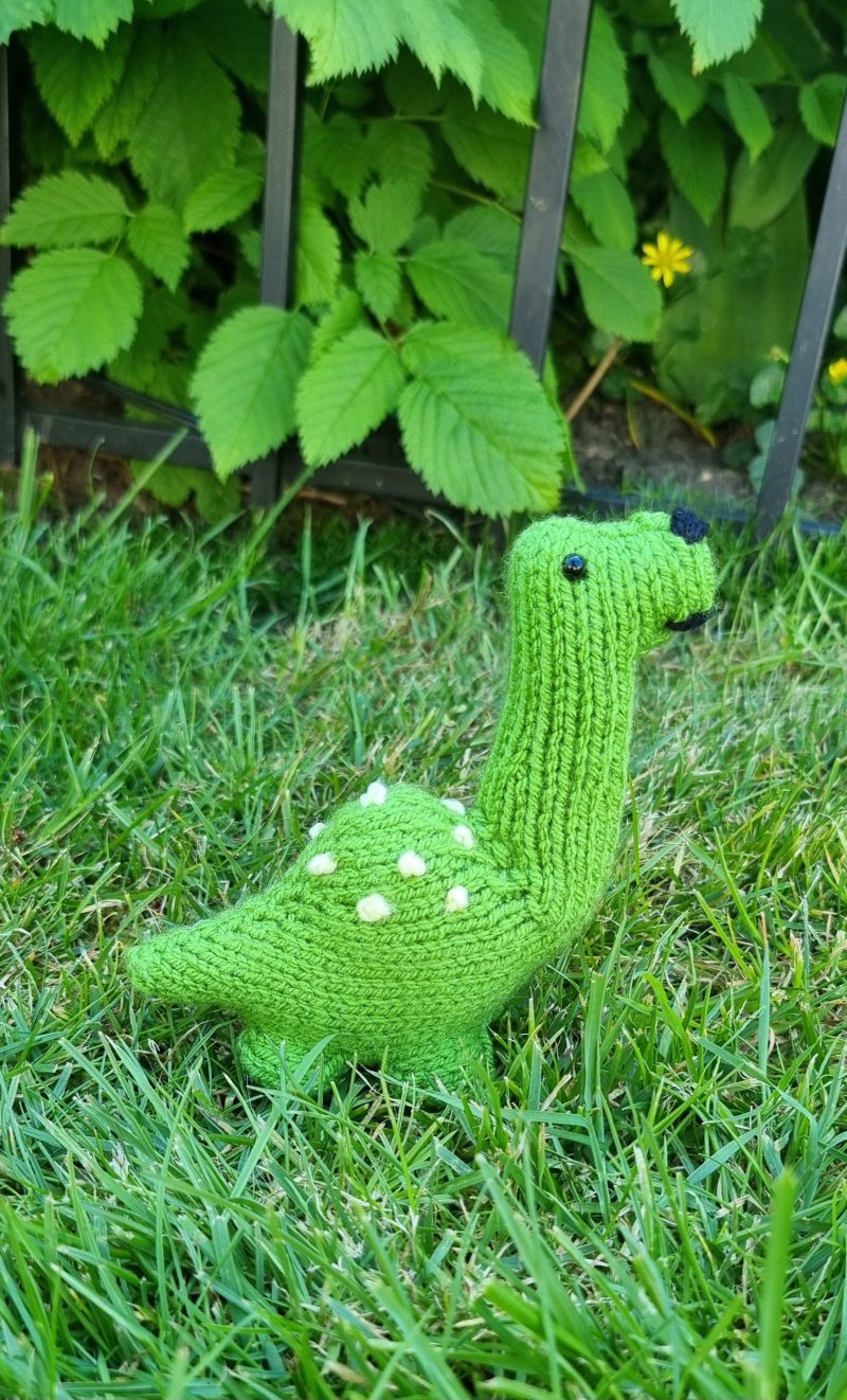 Hand-knitted Diplodocus