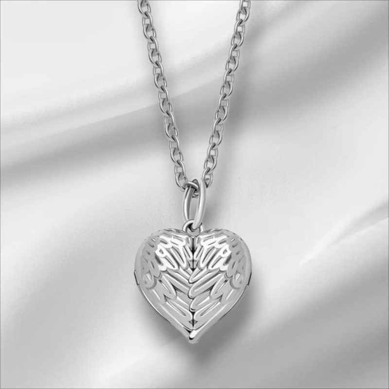 Personalised Angel Wings Photo Locket Necklace in Gold, Silver or Rose Gold