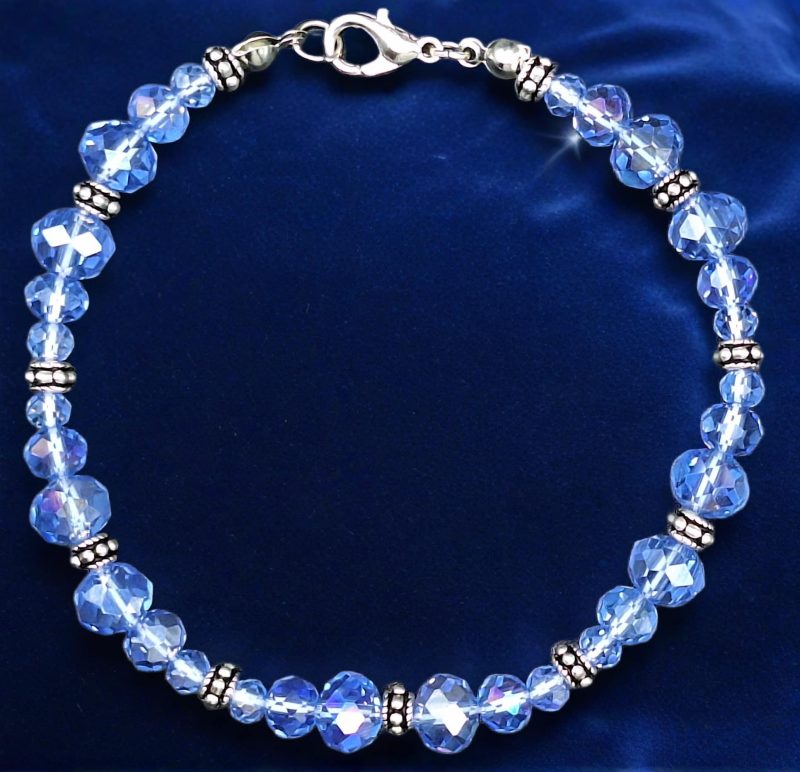 Clasp bracelets in various styles