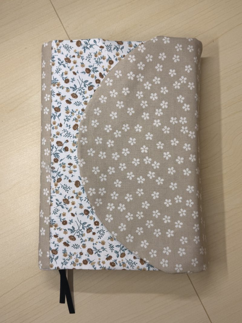 Astetic book vover