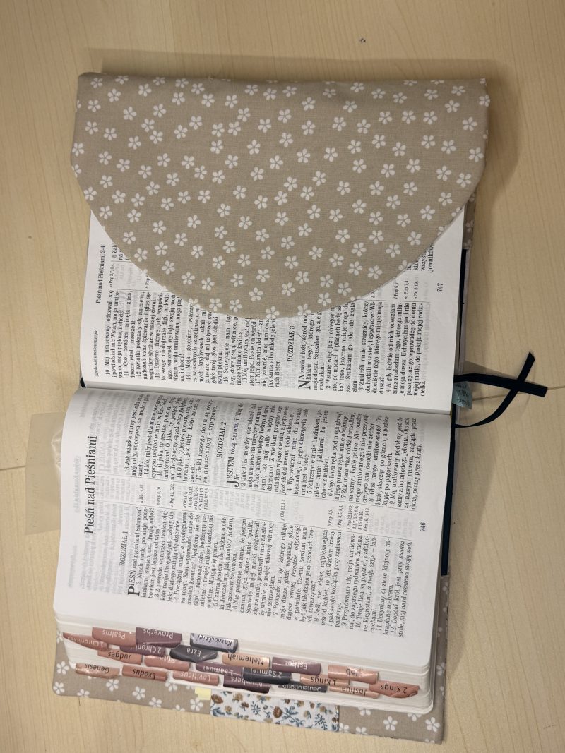 Astetic book vover