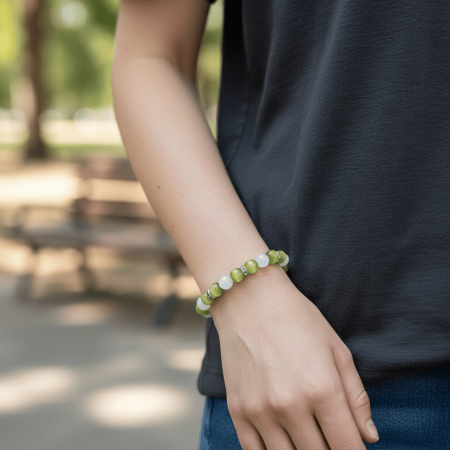 Handmade Green Cats Eye Bracelet