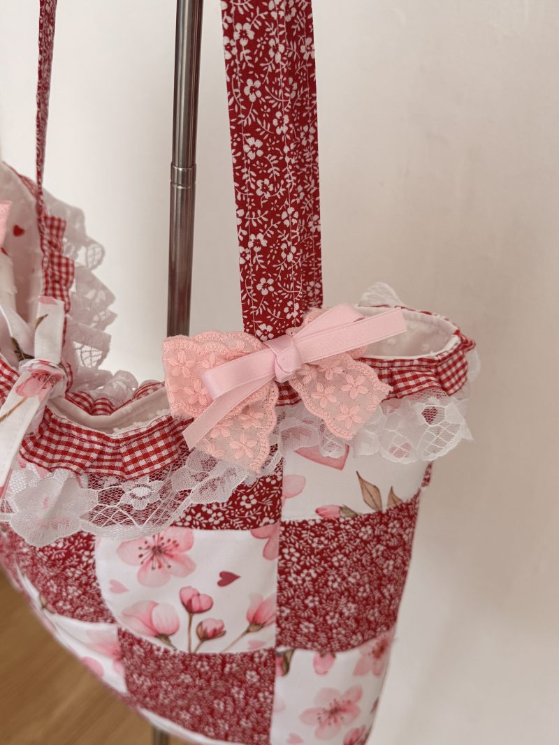 Nice floral tote bag