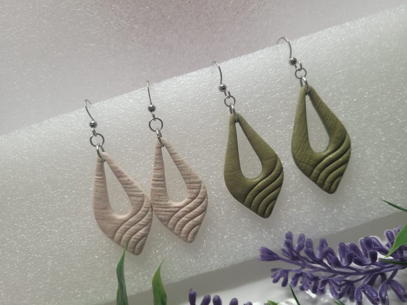 Large diamond hoops