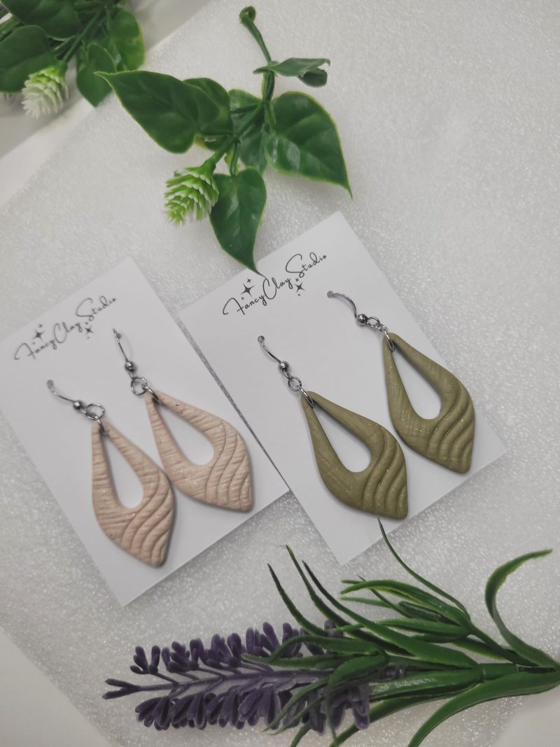 Large diamond hoops