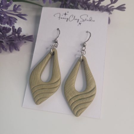 Large diamond hoops