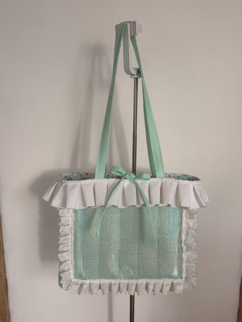 Tote bag/ ita bag- nice size