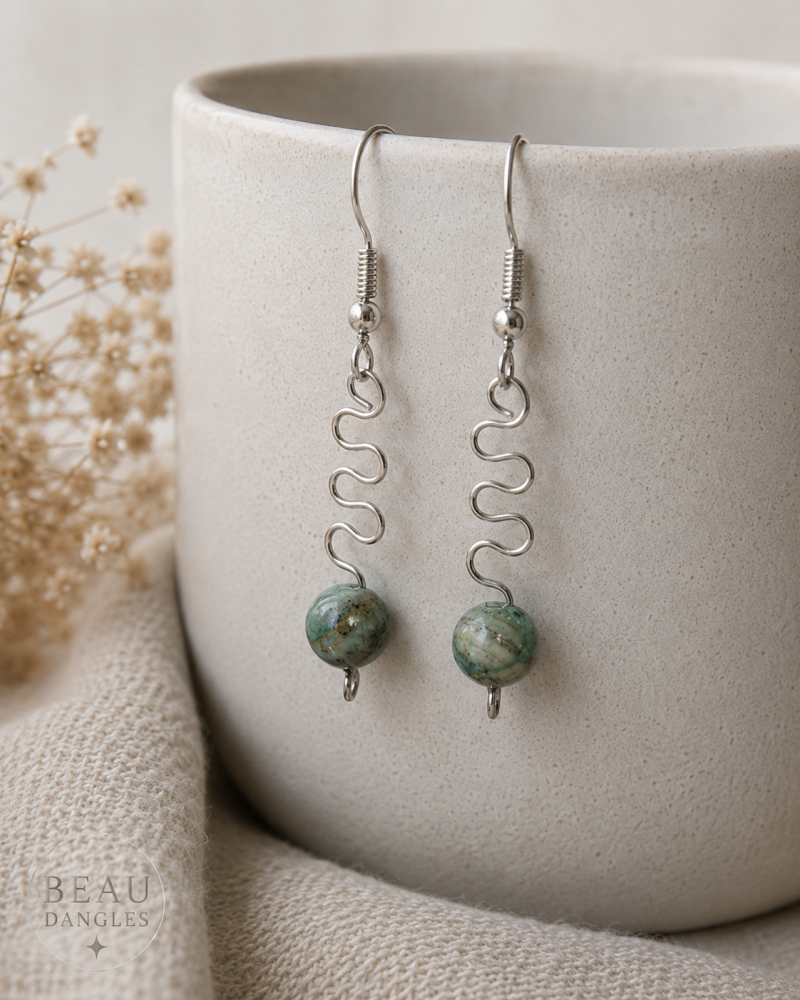 Green Calcite Wavy Drop Earrings – Handmade Crystal Earrings