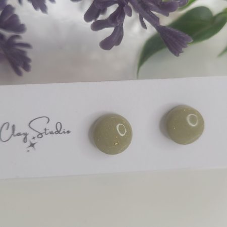 Khaki earrings studs