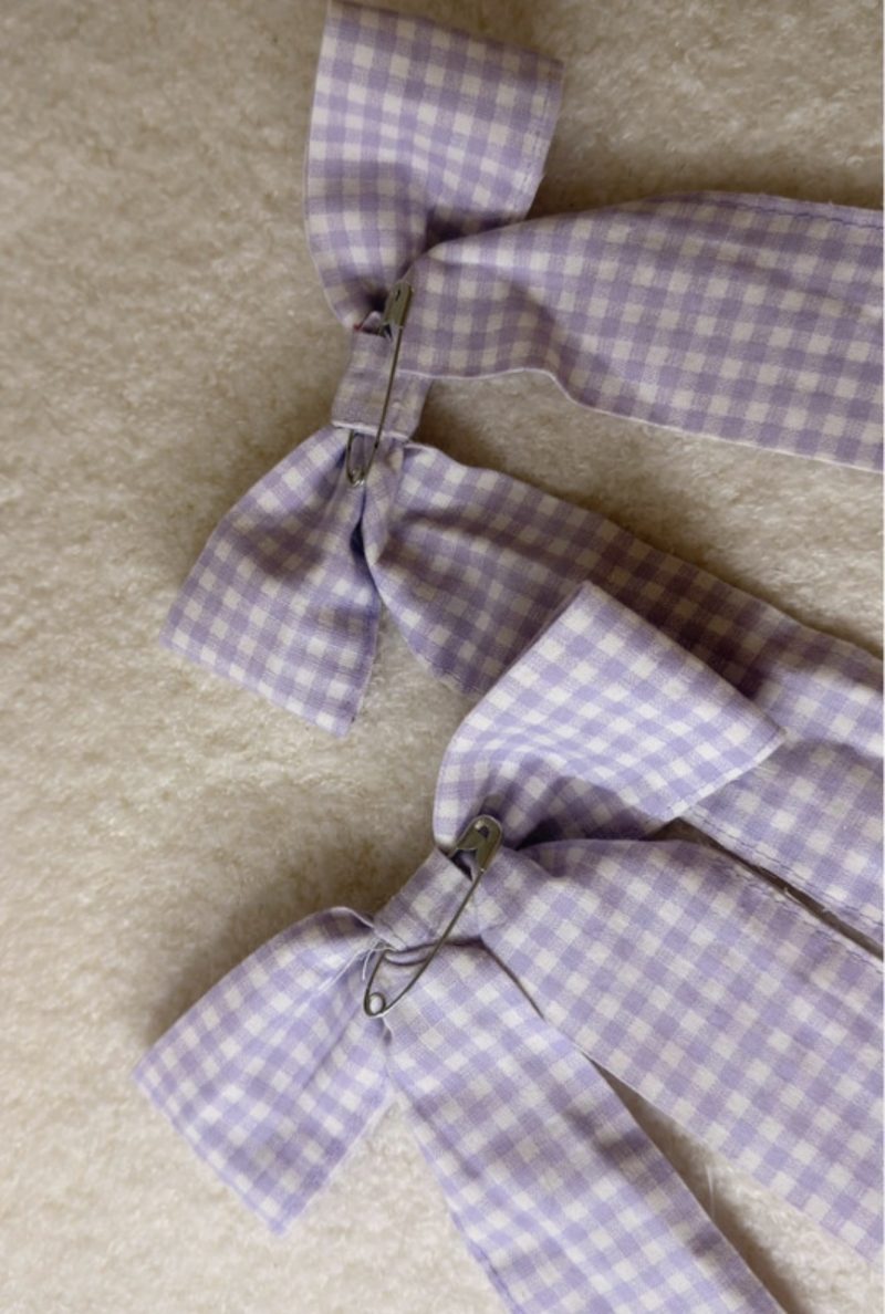 2x bows + large pillow heart