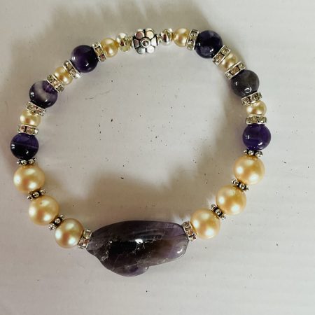 Amethyst, cultured pearl and crystal bracelet
