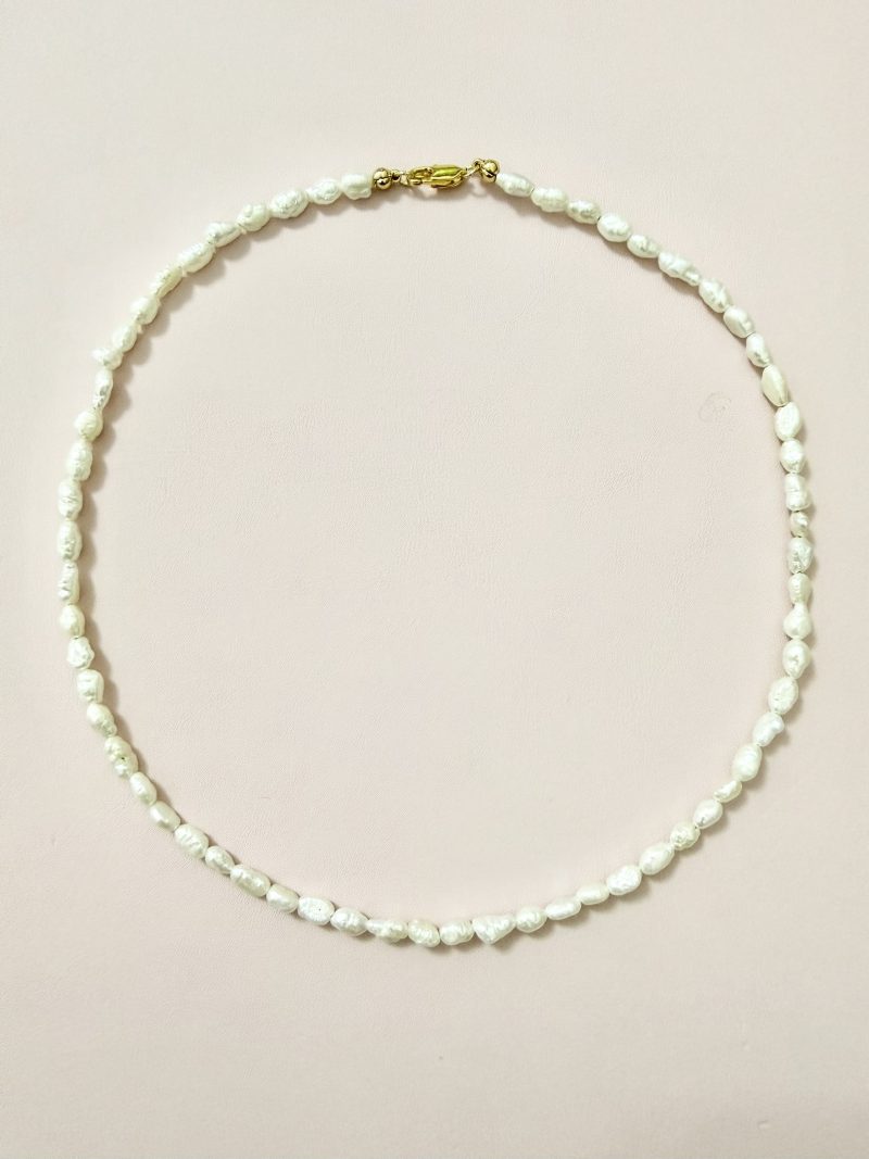 Handmade Freshwater pearl choker necklace - 15” long