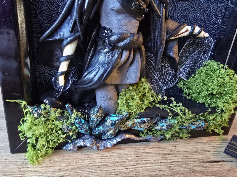 Narla - The Dragon Protector handmade clay model in a frame with resin pen and wooden bookmark set