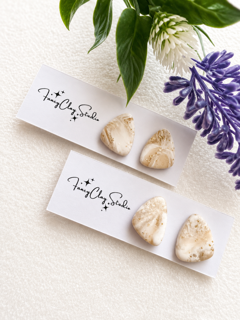 Vanilla glaze stud earrings