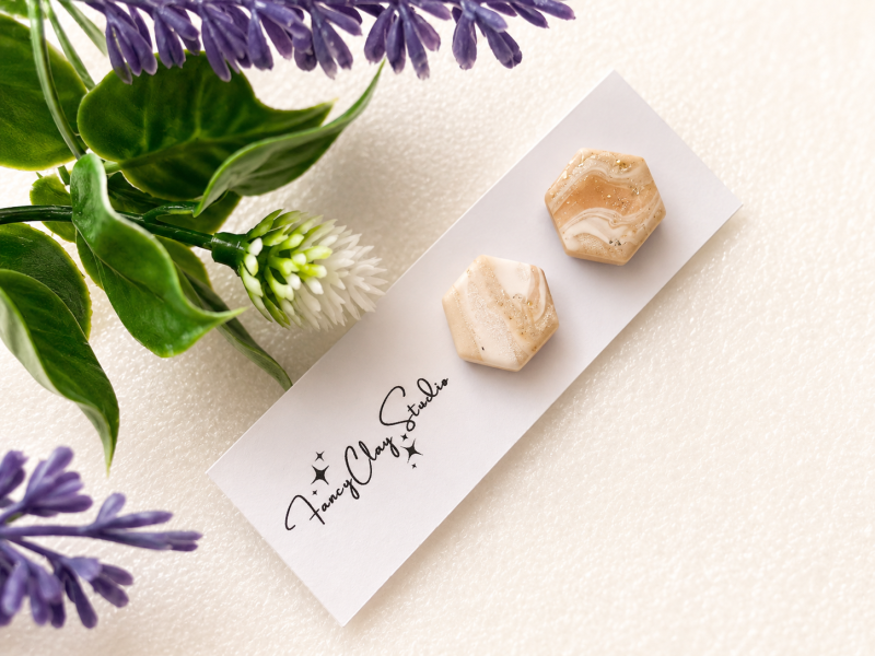 Vanilla glaze stud earrings