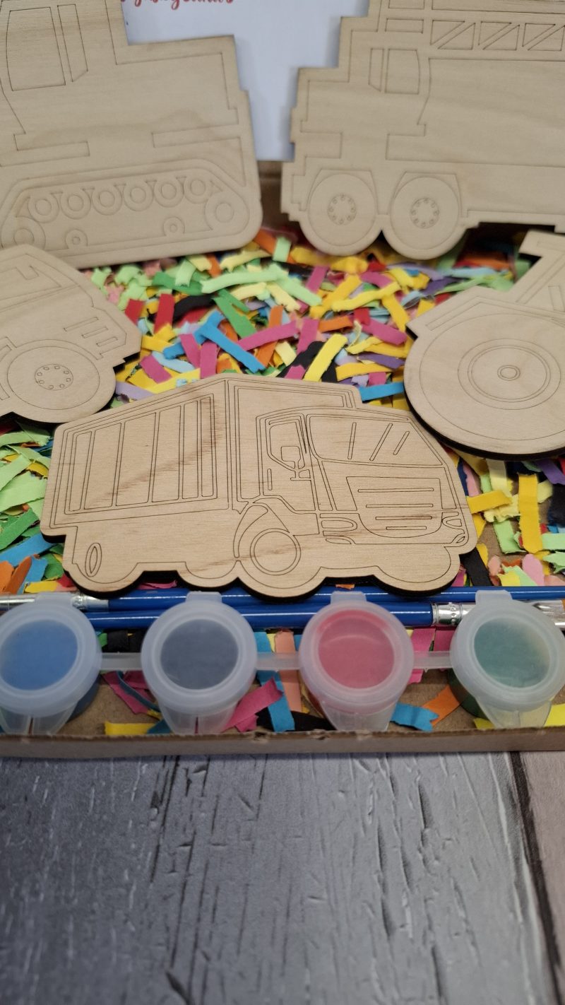 Paint your Own Construction Boys Toys, Wooden Figures, Set of 4