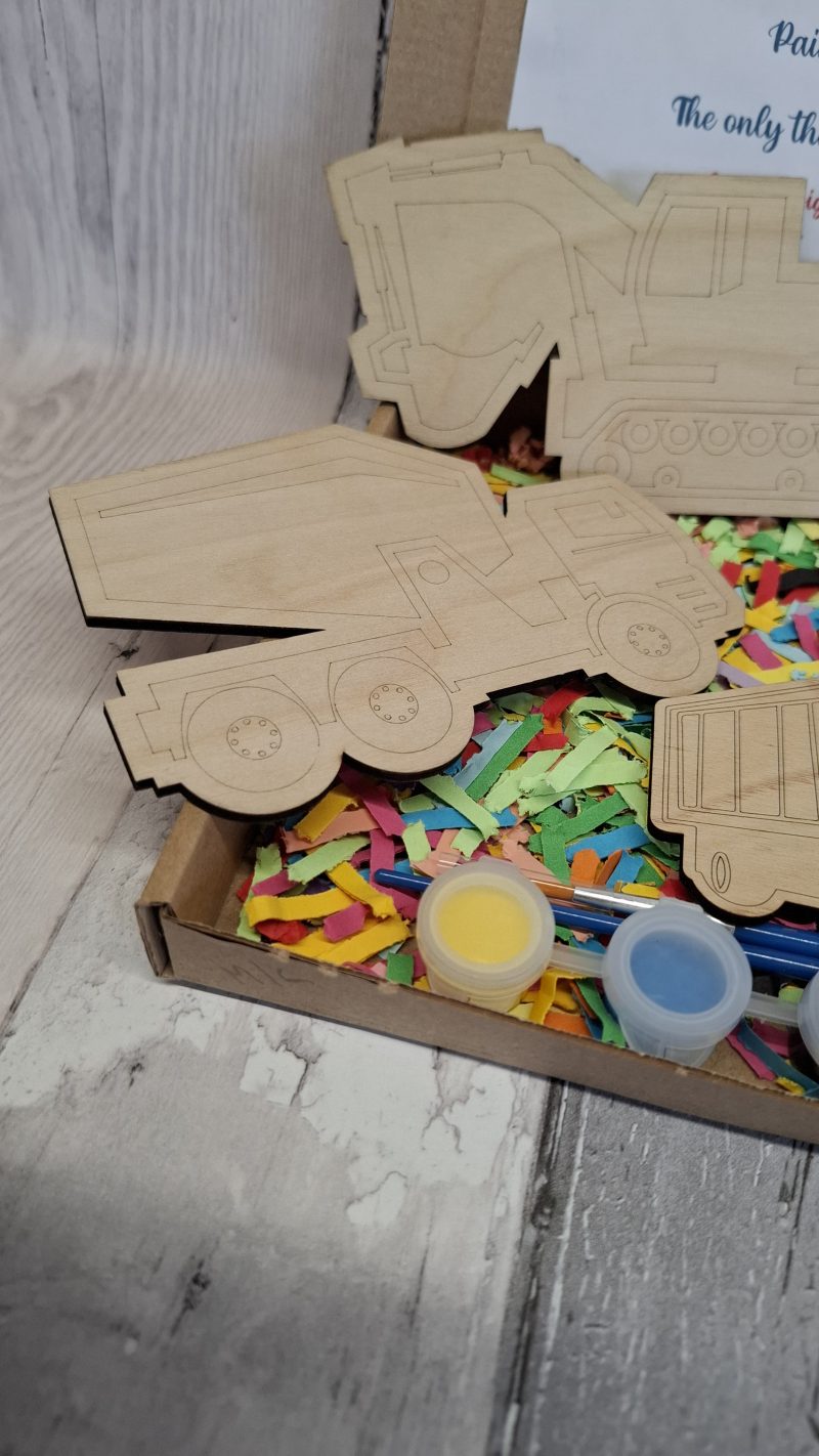 Paint your Own Construction Boys Toys, Wooden Figures, Set of 4
