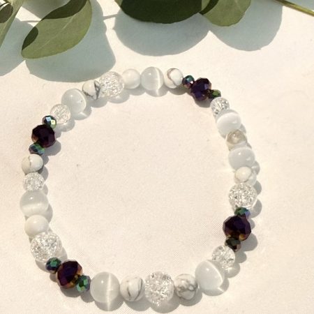 Handmade Howlite & Crackled Quartz Bracelet