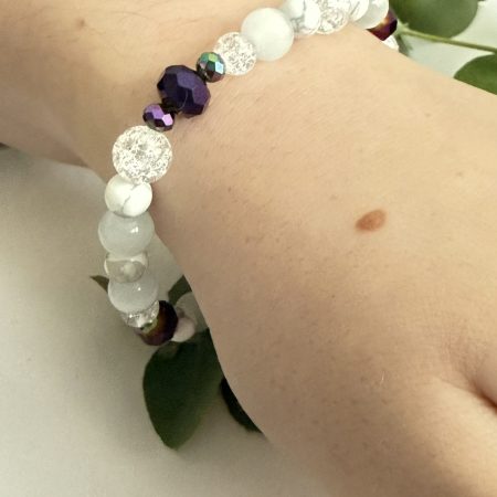 Handmade Howlite & Crackled Quartz Bracelet