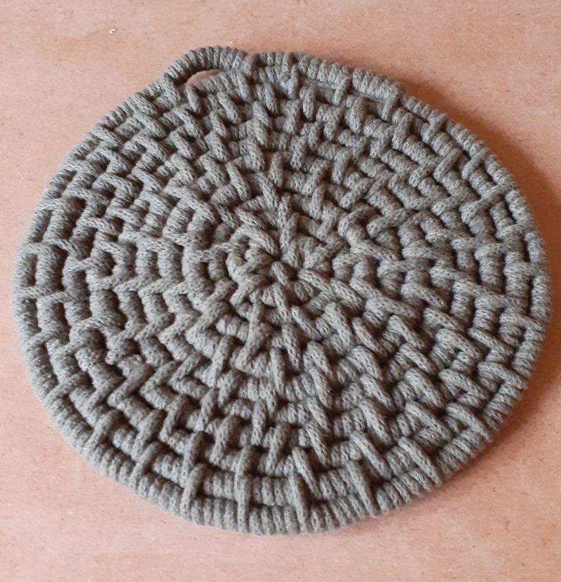 Macrame Trivet / Plant Stand