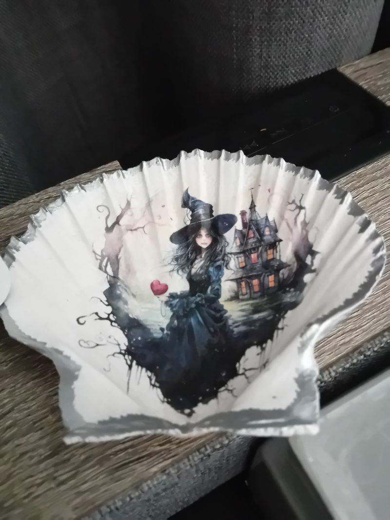 Shell Trinket/jewellery Dish - witch