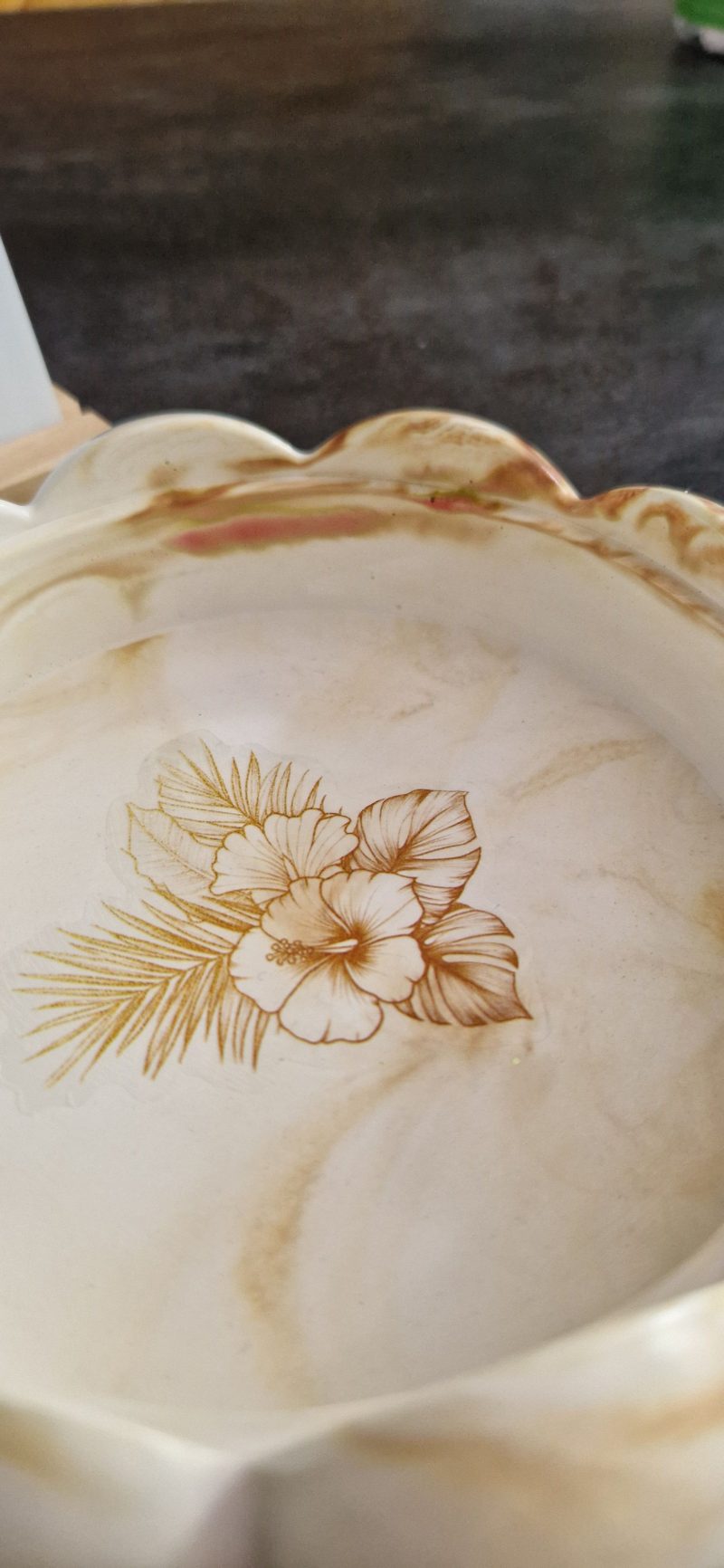 Decorative marble effect ceramic bowl