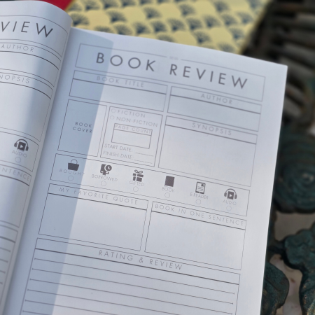 Retro Reading Journal: A5 - 120 Pages - Soft Cover + Free Bookmark