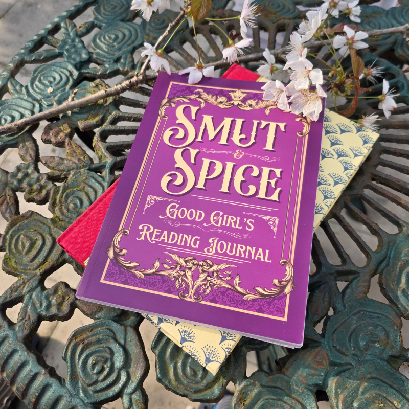 Smut & Spice Reading Journal: A5 – 120 Pages + Free Bookmark